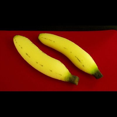 Bananas de Espuma Medianas por Alexander May