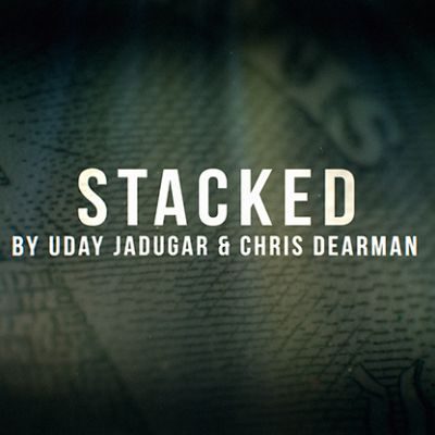 STACKED por Christopher Dearman y Uday