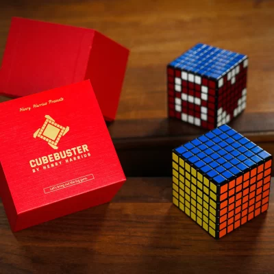 Cube Buster por Henry Harrius
